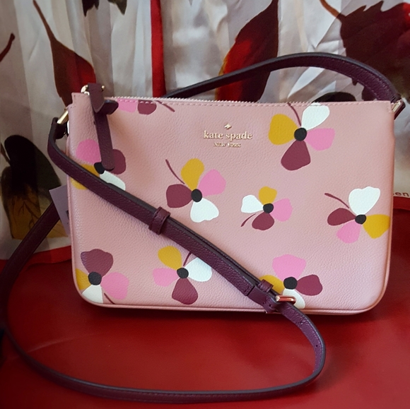 kate spade Handbags - kate spade crossbody bag